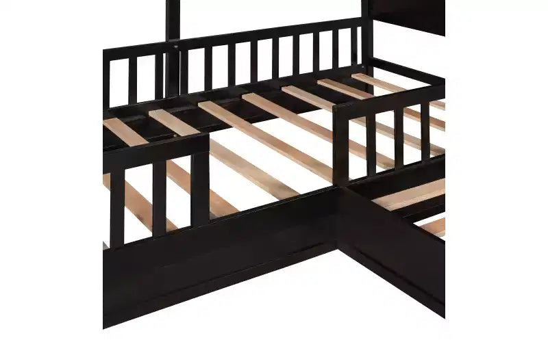 Letto a castello a forma di L in legno per bambini, con recinzione e rete a doghe per camera da letto