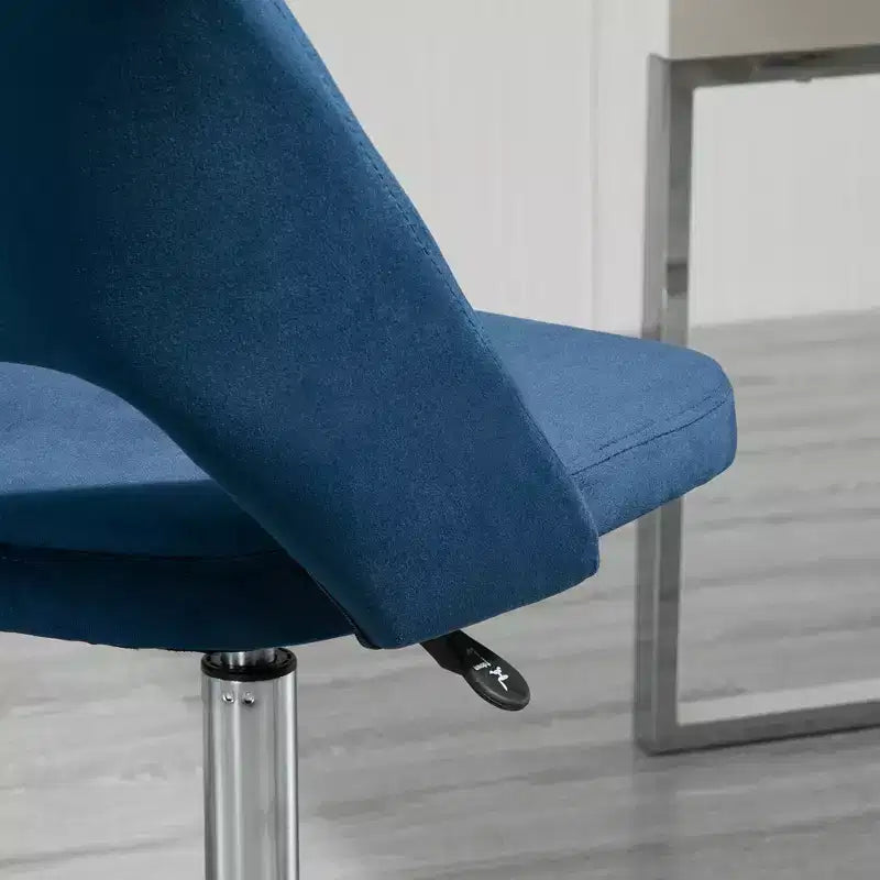 Sedia da ufficio moderna con schienale medio in velluto, sedia da scrivania girevole senza braccioli con design a schienale cavo per l'home office